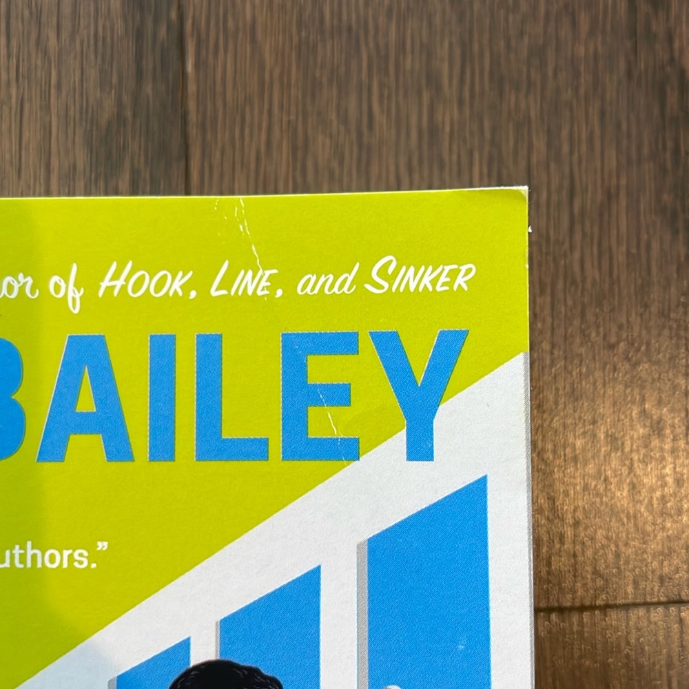 Too Hard To Forget - Tessa Bailey - Picture 5 of 5
